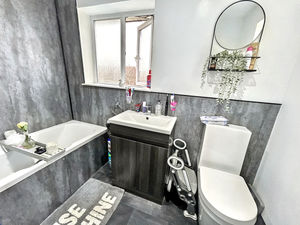 Photo 8- click for photo gallery